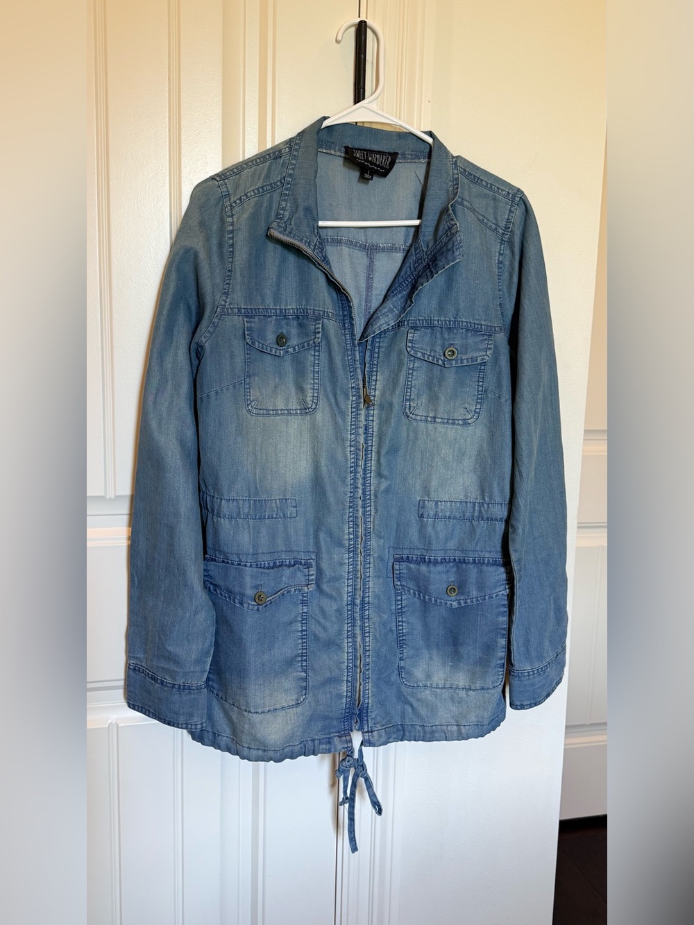 Sweet Wanderer Light Denim-Like Utility Jacket in Faded Blue